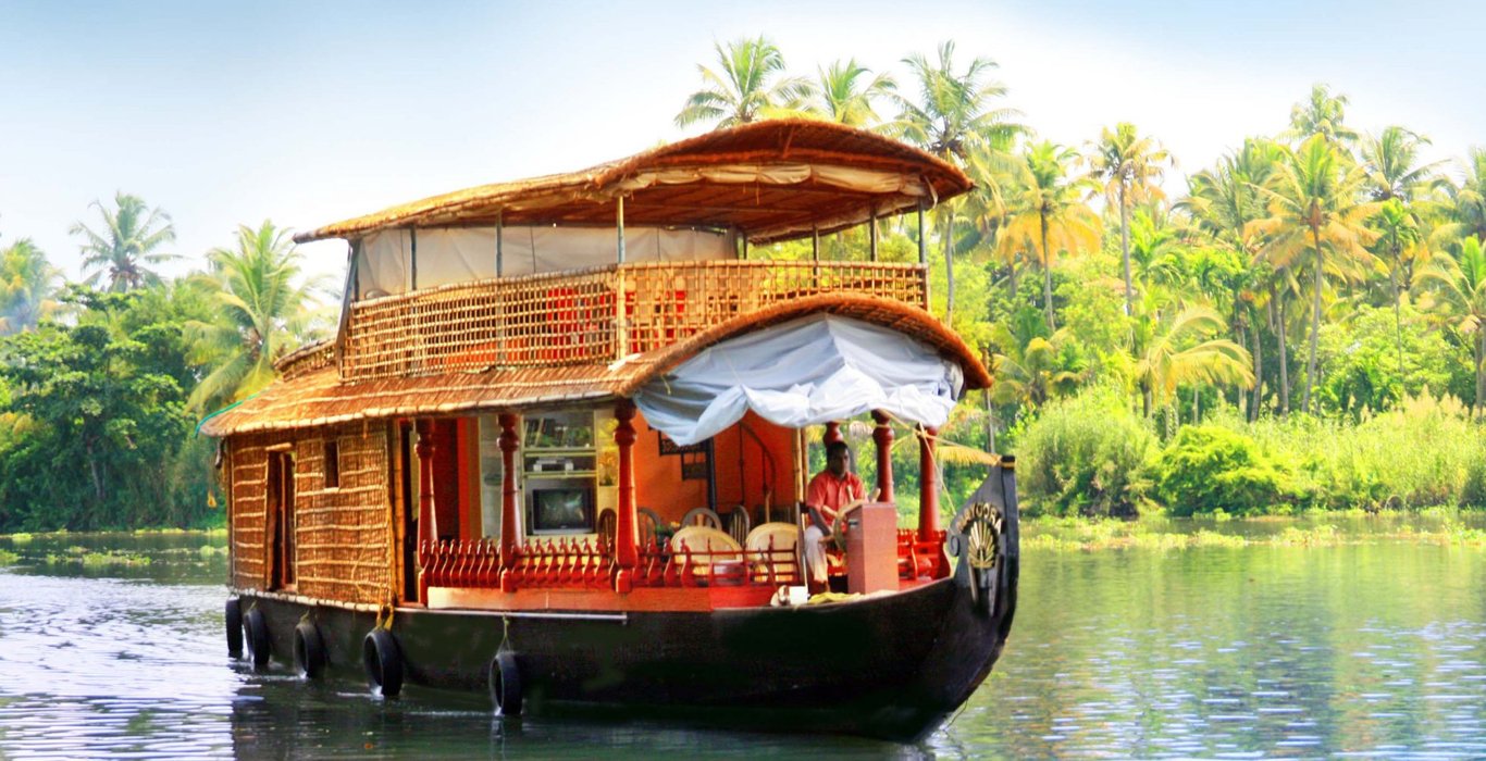 boat trip in alappuzha